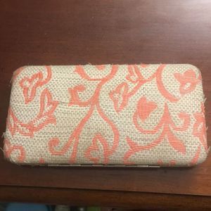Coral woven wallet 